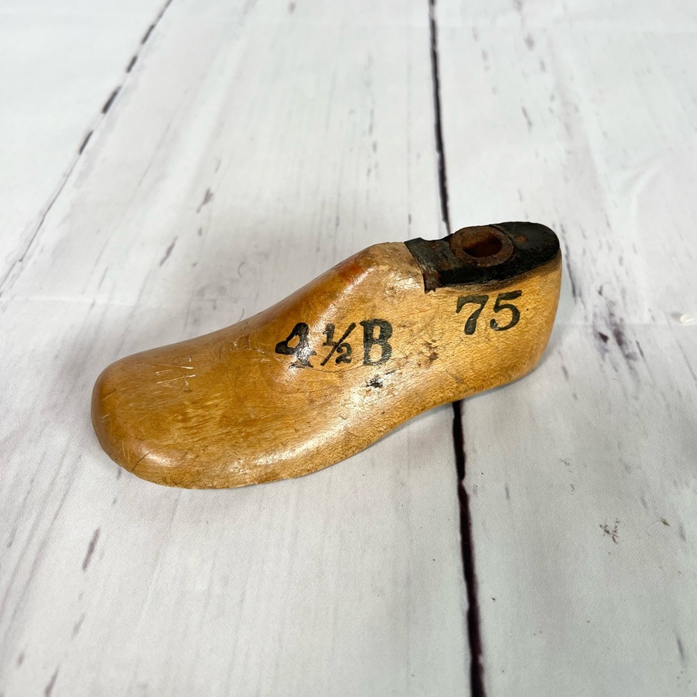 Antique Wooden Child’s Shoe Form 4.5 B Vintage Cobbler Last Nursery Decor